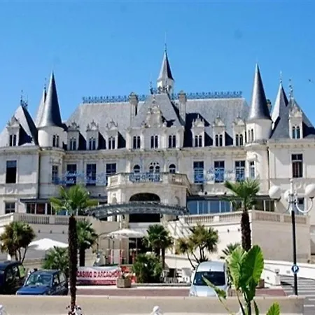 Hébergement de vacances House Coeur De Ville - Maison 2 Chambres - Proche Commerces, Plage, Gare *